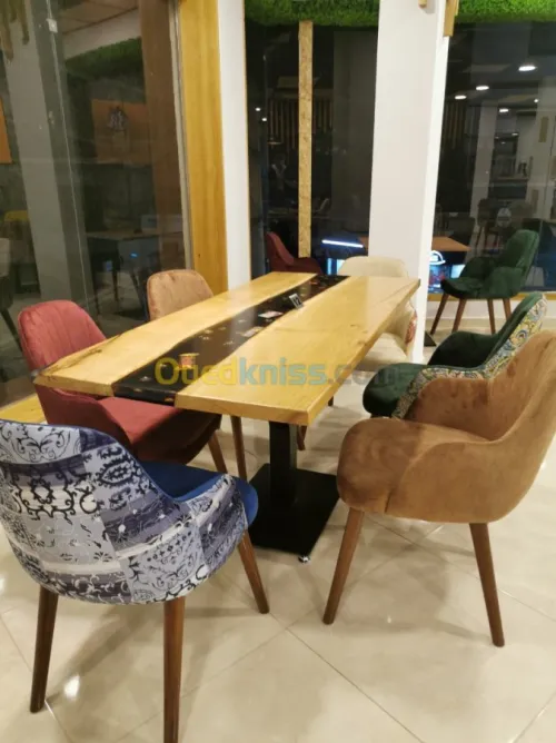 Fabrication des chaises et banquette 