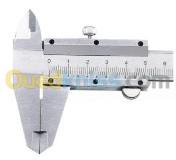 Pied à coulisse métallique