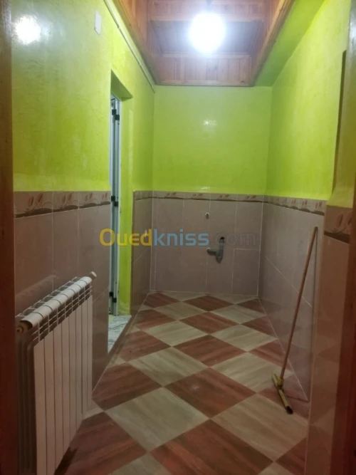 Location Niveau De Villa F3 Bouira Bouira