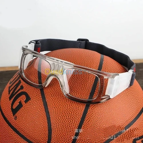 LUNETTE DE SPORT AVEC SACOCHE نظارات رياضية