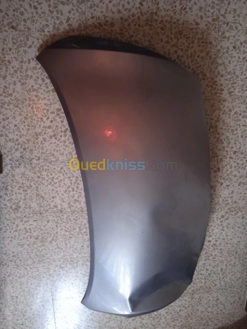 Capote et l'ail kia Picanto 2019