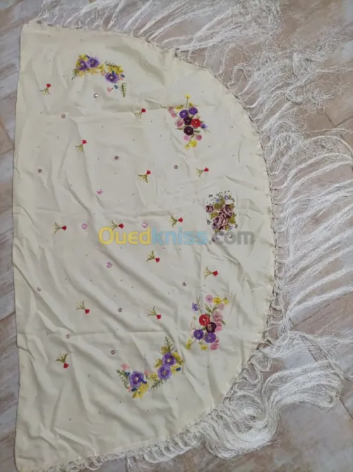 MACHINE DE BRODERIE ET COUTURE BROTHER
