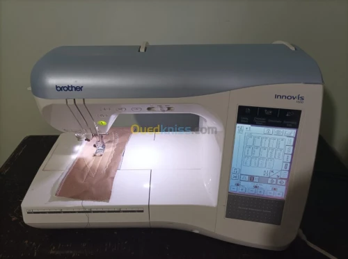 MACHINE DE BRODERIE ET COUTURE BROTHER