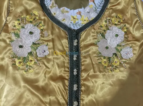 MACHINE DE BRODERIE ET COUTURE BROTHER