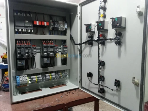 Câblage electrique d armoir industri