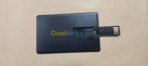 FLASH DISK USB CREDIT CARD 4 GB - USB Business Card 