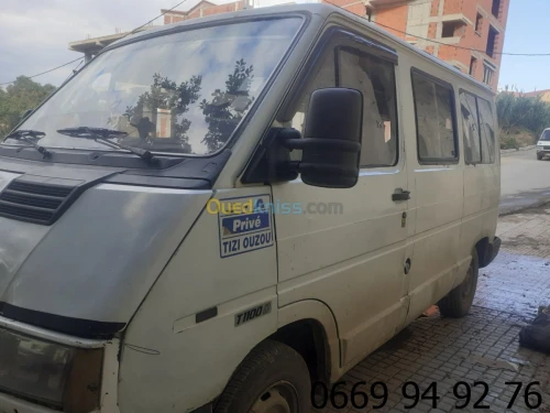 Trafik place R25