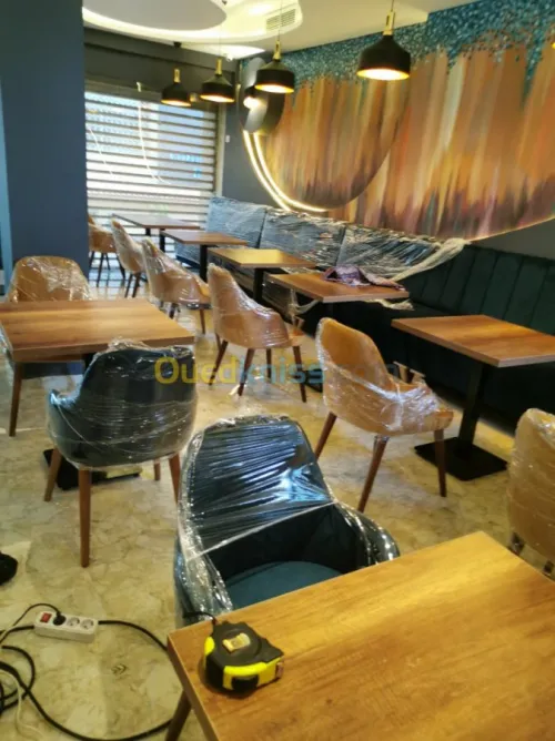 Chaise et banquette 