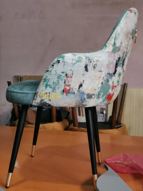 Chaise et banquette 