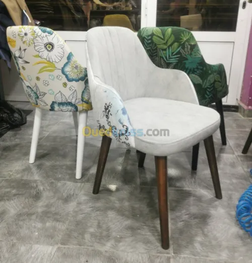 Chaise et banquette 
