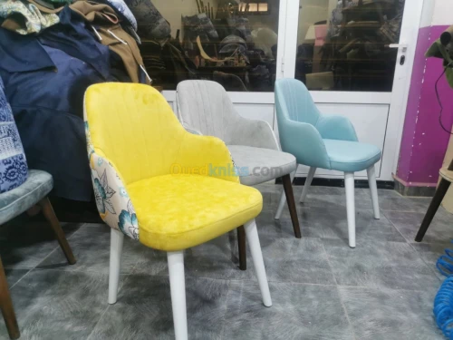 Chaise et banquette 