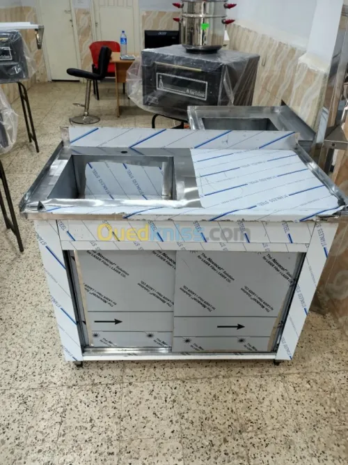 Table inox . plonge inox .la haut inox