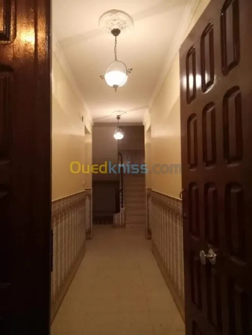 Location Niveau De Villa F3 Alger Bir mourad rais