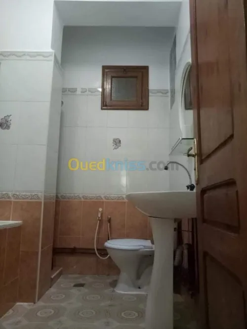 Location Niveau De Villa F3 Alger Bir mourad rais