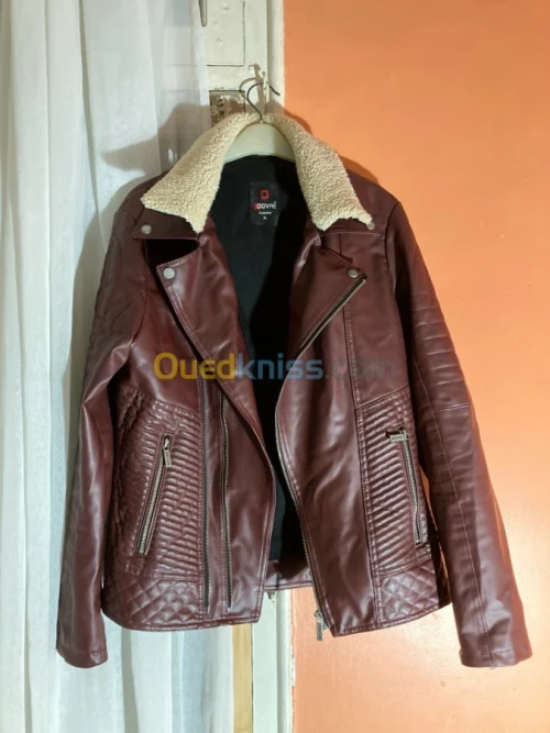 Veste semi cuir avec double fermeture
