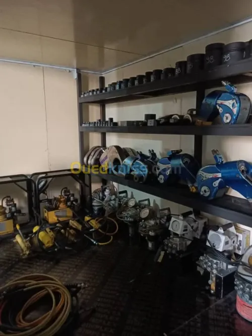 SERRAGE ET DESSERAGE (BOLTING) -