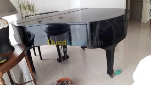 Piano À queue Yamaha