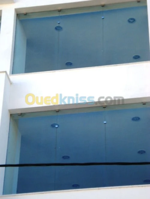 Réalisation façades en verre securit