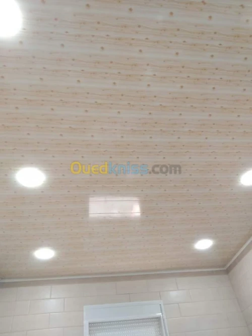 Montage faux plafond pvc