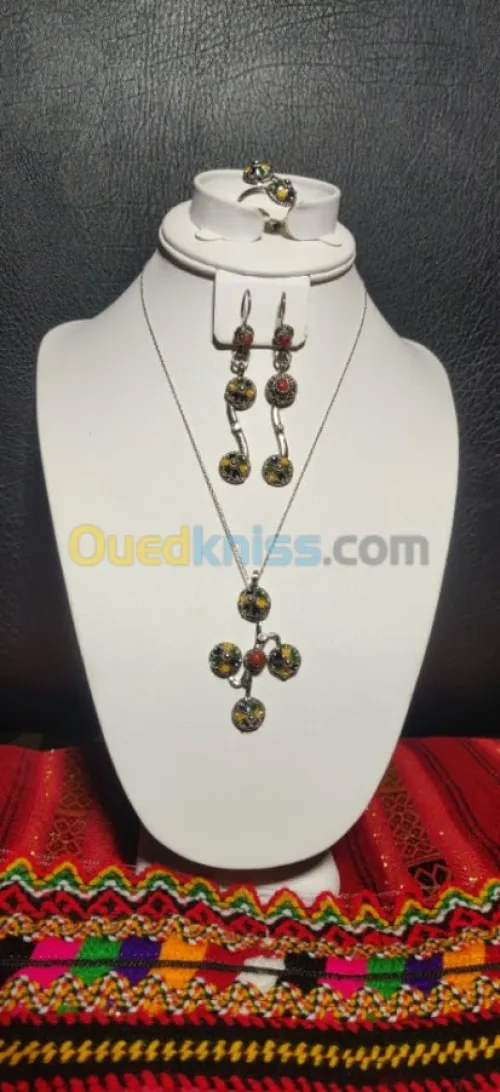Parures en argent traditionnelle 