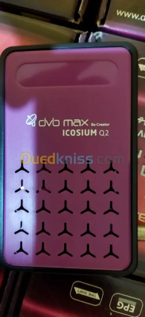 متوفر أجهزة  dvb max ICOSIUM Q2 MINI