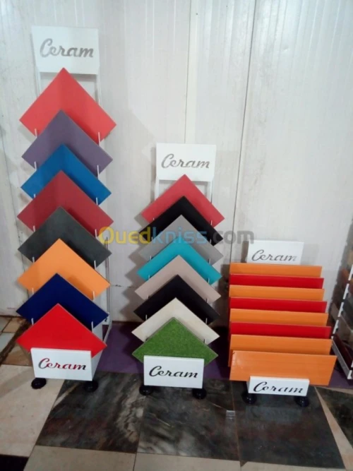 fabrication des présentoir mitalique