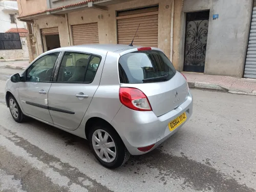Renault Clio 3 2011 Exception