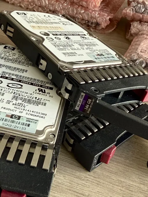 Disque Dur HP SAS 146 GO pour serveur
