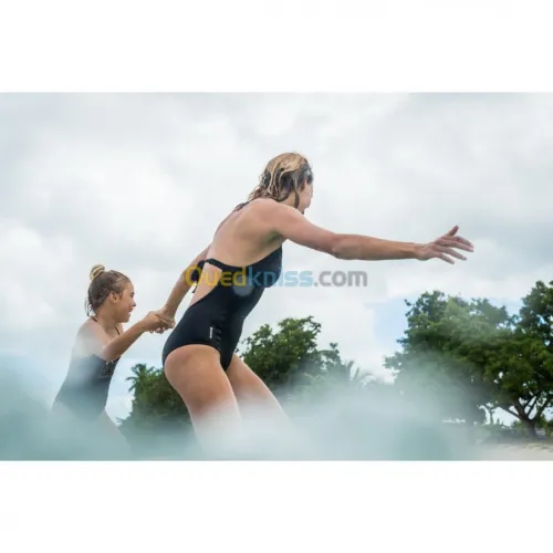 MAILLOT DECATHLON DE BAIN 1 PIÈCE 100 NOIR