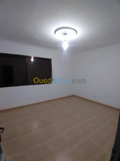 Location Appartement F3 Alger Mahelma