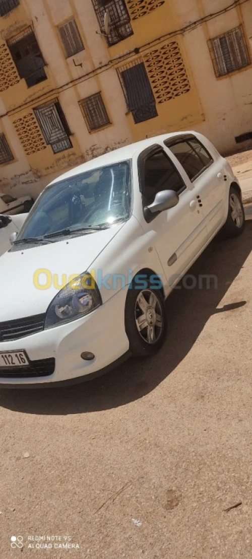 Renault Clio Campus 2012 Bye bye