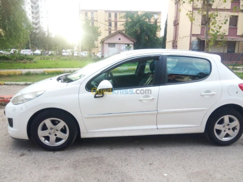 Peugeot 207 2012 