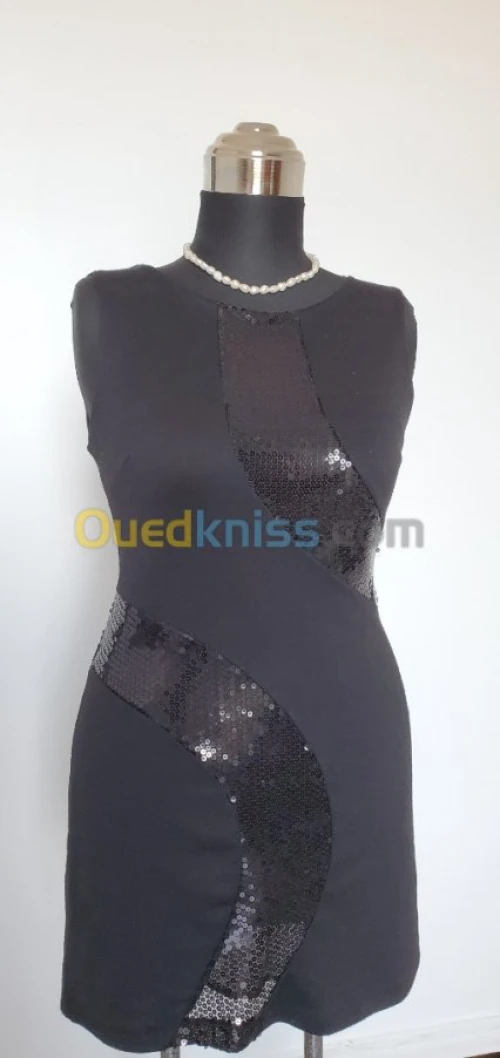 robe noir paillettes 