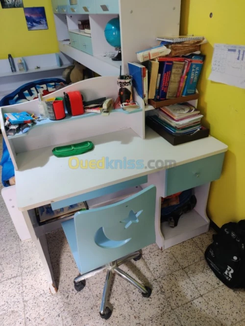 Chambre enfant (Lit+ Armoire+ Bureau)