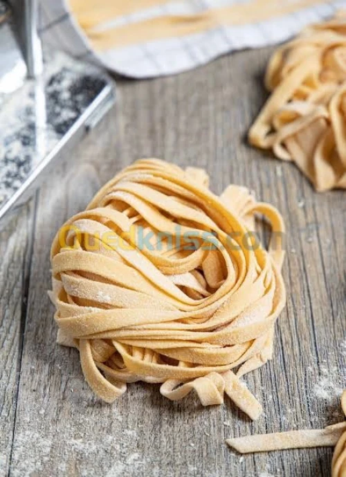 باستي و مول لالت العجائن 