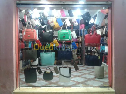 montage de vitrine cristal 10cm
