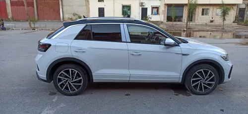 Volkswagen T-roc 2025 Star light (R-line)