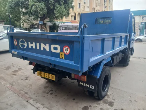 Hino 611 