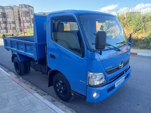 Hino 611 2013 