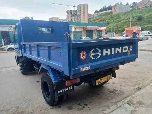 Hino 611 2013