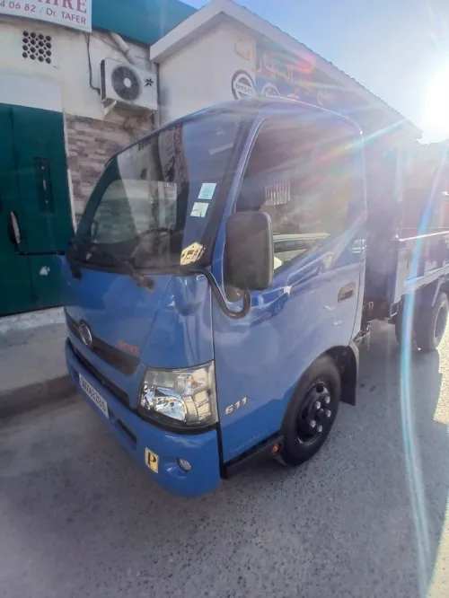 Hino 611 2013 
