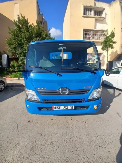 Hino 611 2013