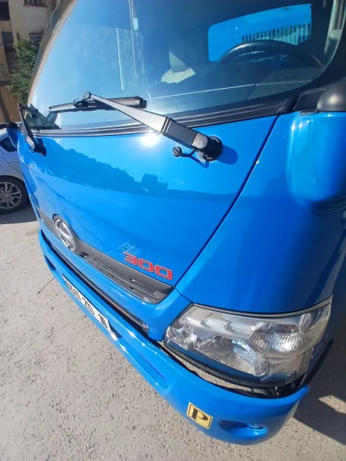 Hino 300 