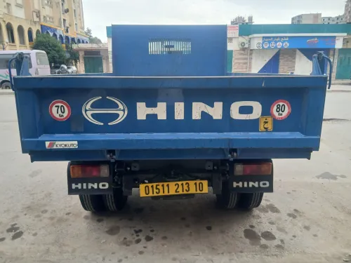 Hino 611 