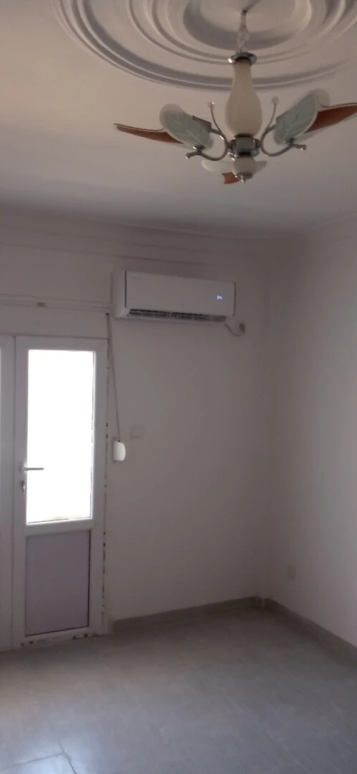 Location vacances Appartement F3 Boumerdès Corso