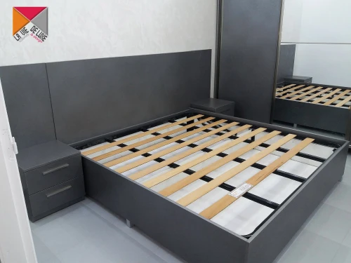 Chambre a coucher aménagée sur mesure      ****     Bien être utile      ****