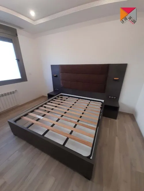 Chambre a coucher aménagée sur mesure      ****     Bien être utile      ****