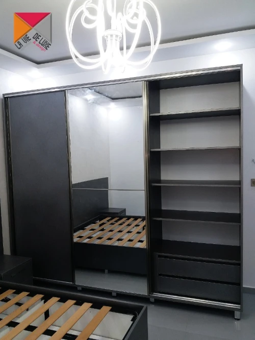 Chambre a coucher aménagée sur mesure      ****     Bien être utile      ****