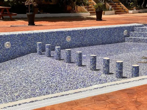 Construction et rénovation piscine intérieure et extérieure 