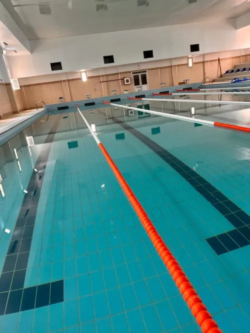 Construction et rénovation piscine intérieure et extérieure 